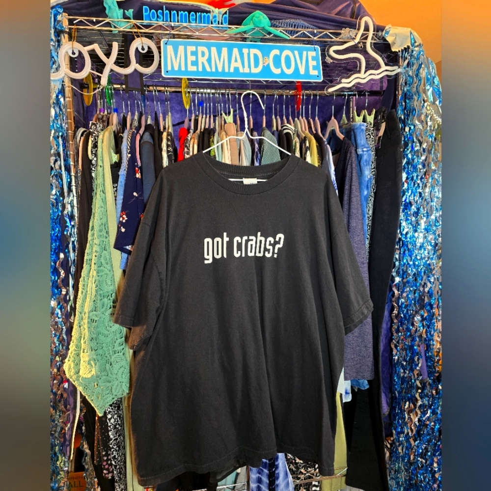 2XL EUC Men's Black JOE'S CRAB SHACK Tee 26"Chest 29.5"Long GOT CRABS? WE DO.